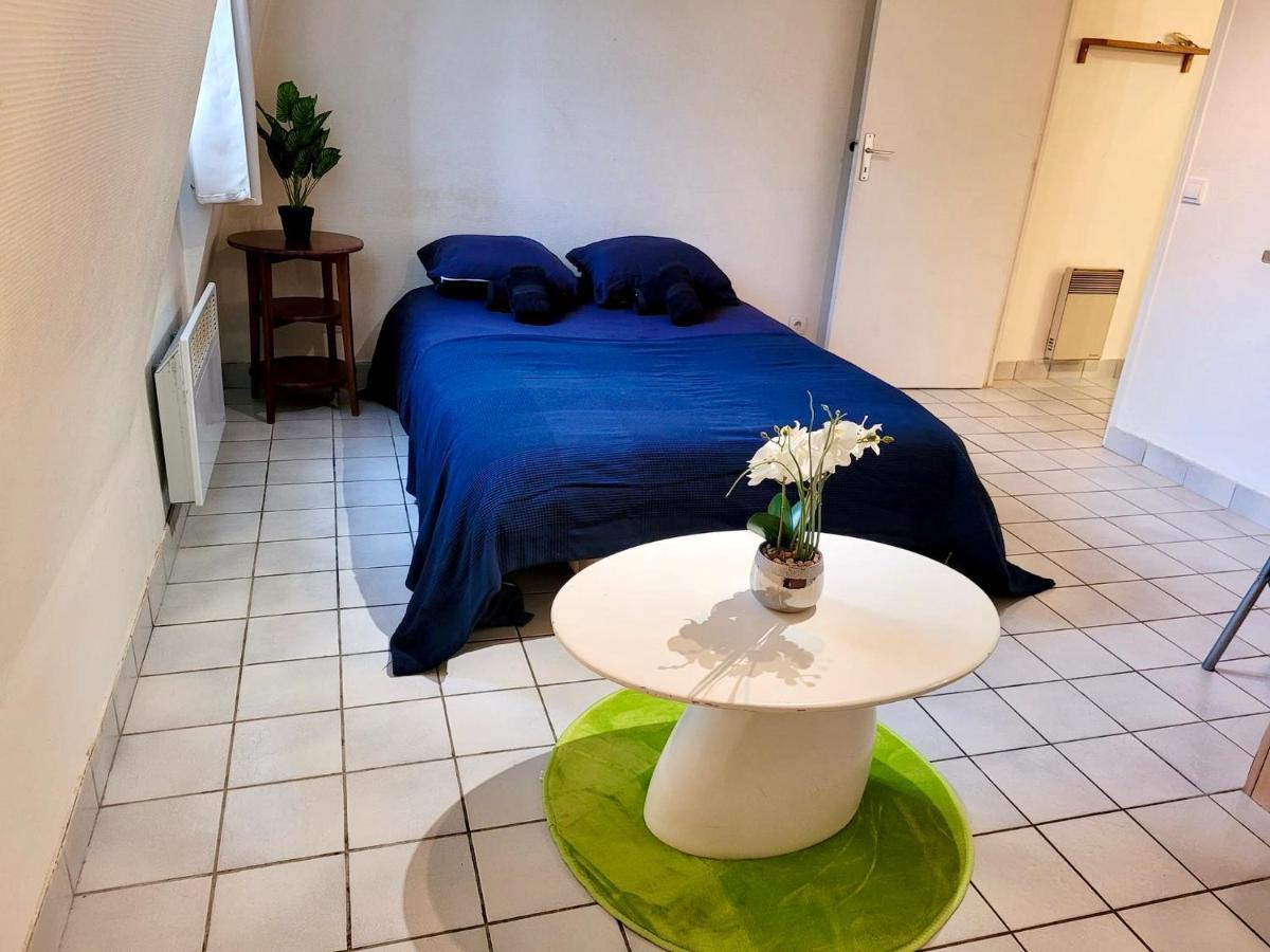 Suites Rive Gauche - Fontainebleau Chez Monique Exteriör bild